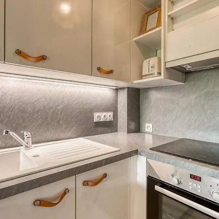 アパート La Fossette , 4 Personnes, 5mn De La Plage, Wifi, Climatisation, Parking, Terrasse Sans Vis-a-vis
