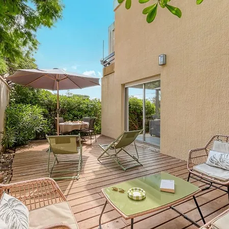 La Fossette , 4 Personnes, 5mn De La Plage, Wifi, Climatisation, Parking, Terrasse Sans Vis-a-vis アパート *